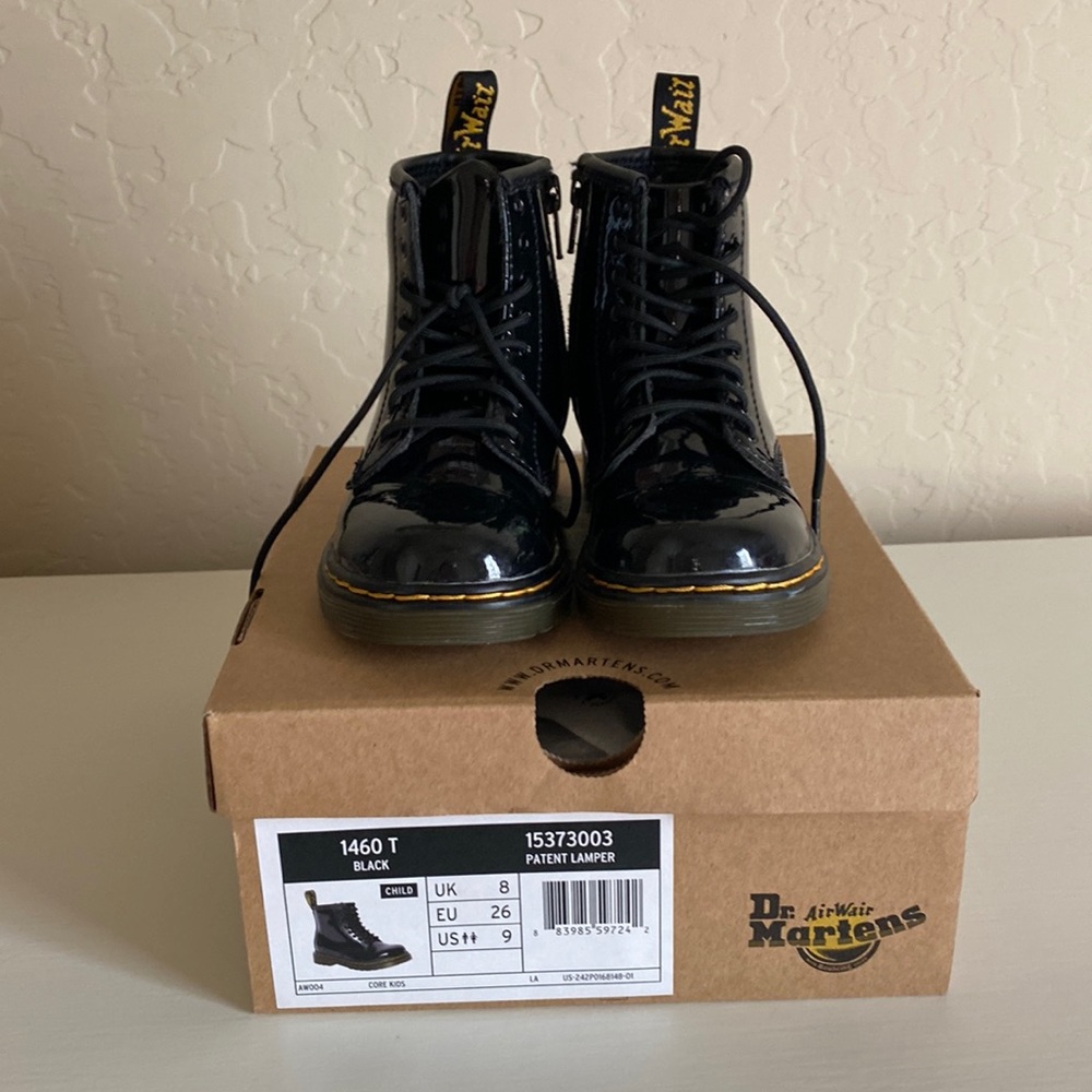 COPY - Patent Black Dr Martens AirWair